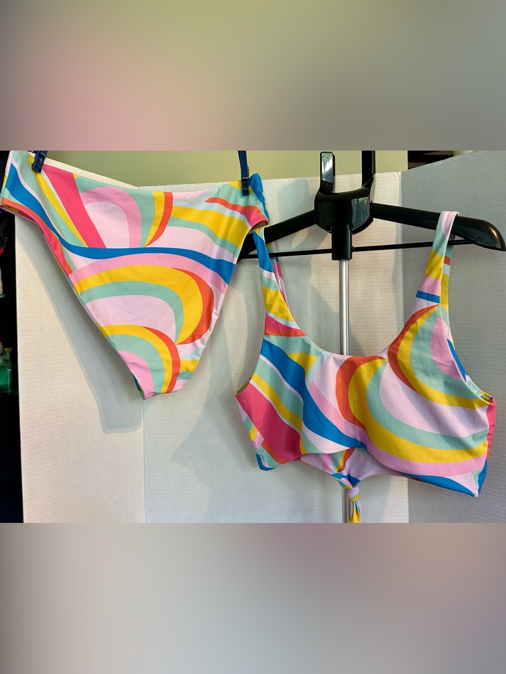 Pastel Multi-Color Curve Print Bikini Set - No Brand